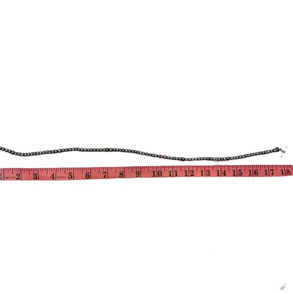 Premier Designs Necklace Shades of Gray 18 Inch Freshwater Pearl Necklace Toggle - Picture 8 of 9